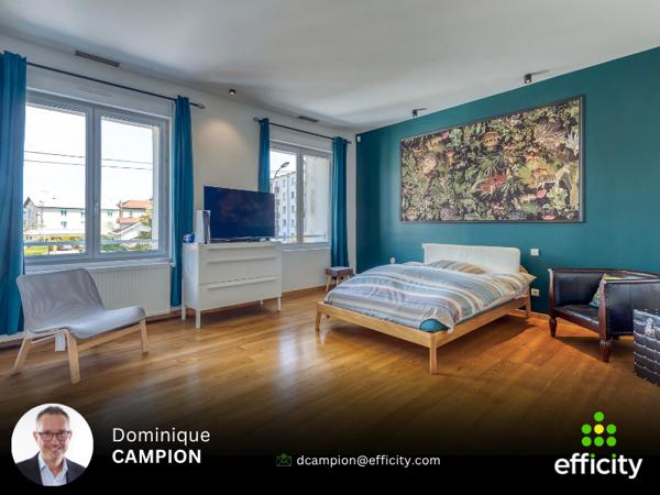 Appartement
         6 pièces
        - 338 m² Bien prestige 735 000 € *