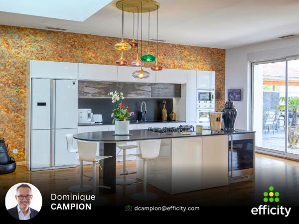 Appartement
         6 pièces
        - 338 m² Bien prestige 735 000 € *