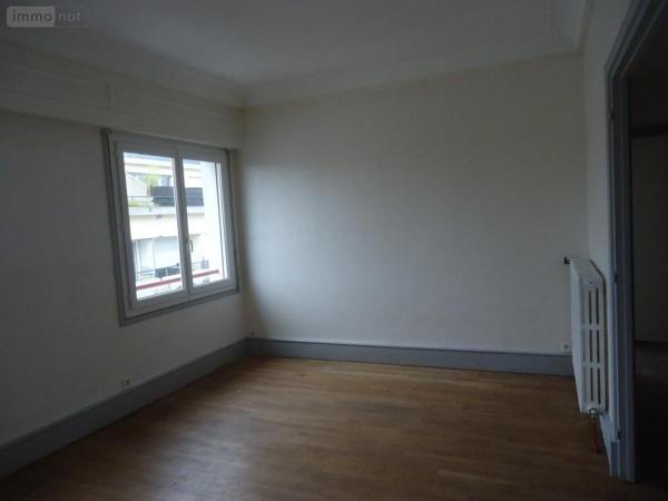 Immeuble à vendre à Lorient dans le Morbihan (56100), ref : 56082-1402   
Centre