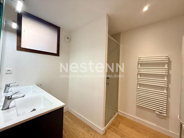 Bordeaux Quai // Cours du Medoc Grand Appartement en duplex + cave + parking