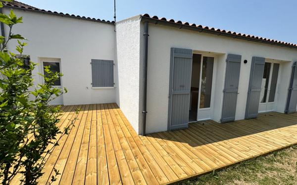 Maison à vendre    4 pièces •  La Rochelle