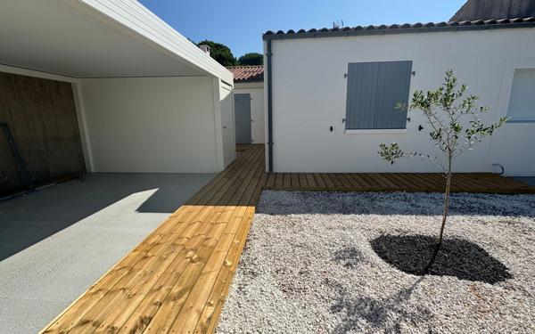 Maison à vendre    4 pièces •  La Rochelle