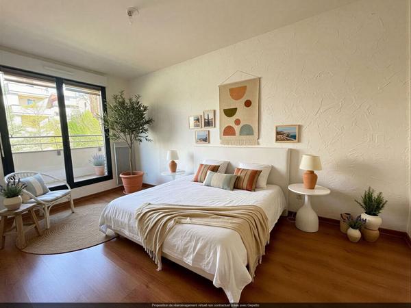 APPARTEMENT  F3  DE 56 M2 A ORLEANS 