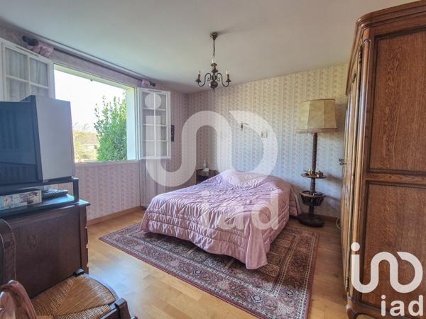 Maison traditionnelle 4 pièces de 86 m² à Aubergenville (78410)