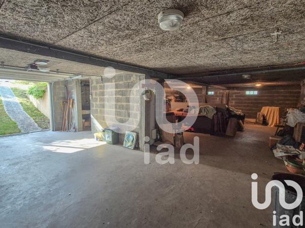 Maison traditionnelle 4 pièces de 86 m² à Aubergenville (78410)