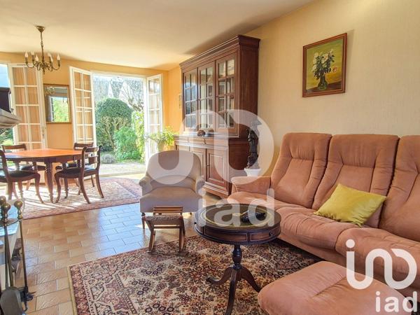 Maison traditionnelle 4 pièces de 86 m² à Aubergenville (78410)