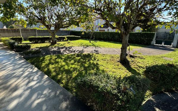 Maison à vendre    5 pièces •  Saint-Astier