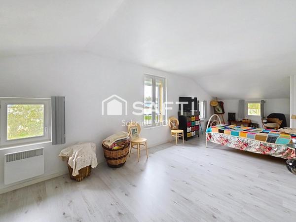 CHARMANTE MAISON PROCHE DES COMMODITES