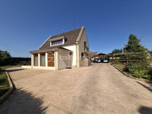 Maison de 244 m²