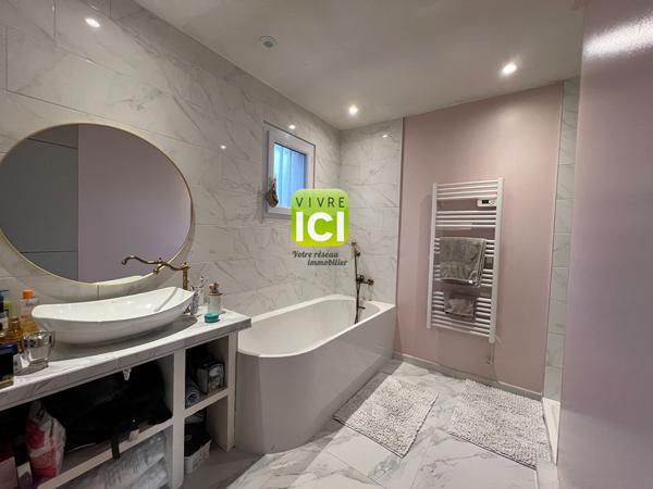 Maison 5 chambres - 117.50M² - jardin clos - PONTCHATEAU (SAINT-ROCH)