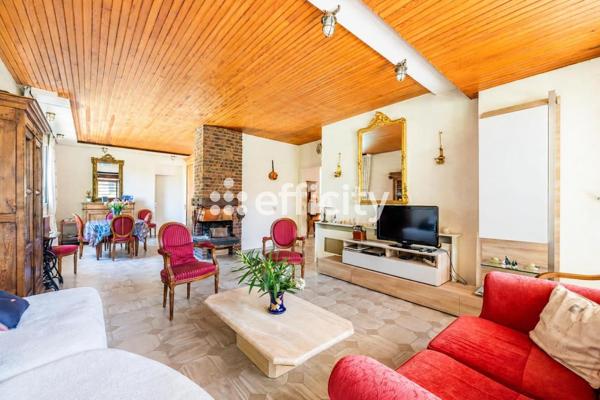 Maison
         6 pièces
        - 140 m² Exclusivité 978 500 € *