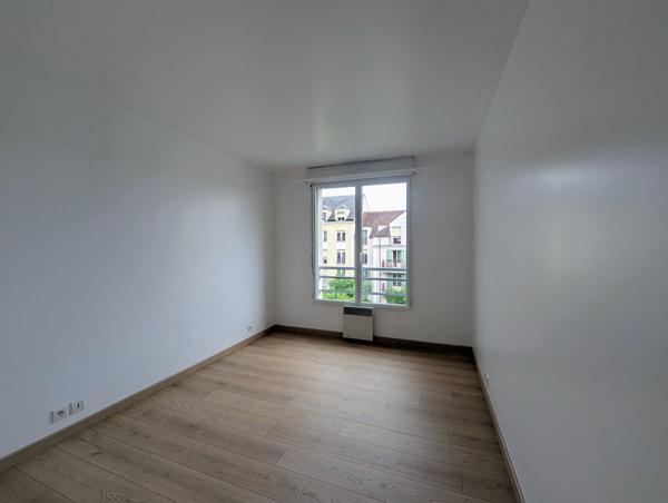 MAISONS-LAFFITTE - Appartement 3 ,pièces de 67 M² + Cave + Parking en sous-sol. , Maisons laffitte MAISONS-LAFFITTE - Appartement 3 ,pièces de 67 M² + Cave + Parking en sous-sol. , Maisons laffitte