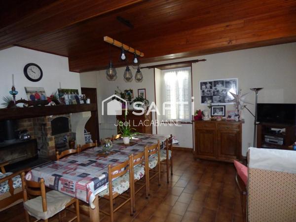 Maison de caractère de 250 m², au calme, 5 chambres, dépendances, terrain de 2 731 m²