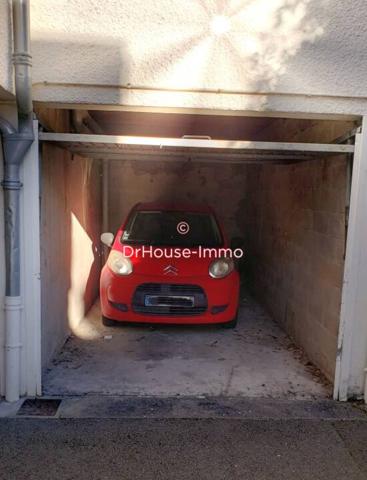 Parking / Box à vendre de 13 m²
