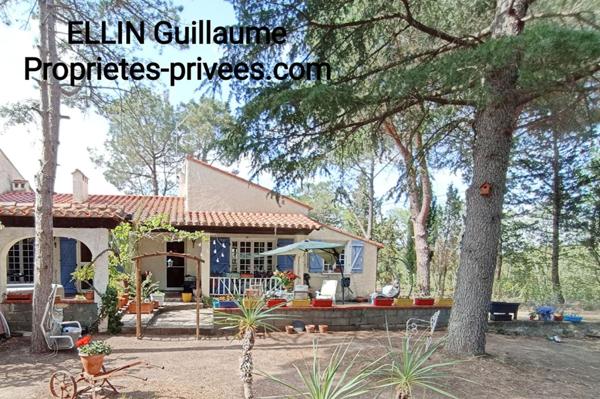 Mas 3 faces 128M2 à rénover 5000m2 terrain