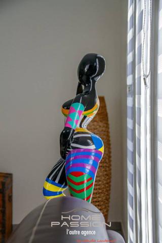 VAUX-SUR-MER  MAISON CONTEMPORAINE AVEC PISCINE - PROCHE COMMERCES ET PLAGE