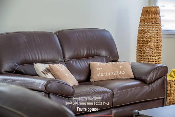 VAUX-SUR-MER  MAISON CONTEMPORAINE AVEC PISCINE - PROCHE COMMERCES ET PLAGE