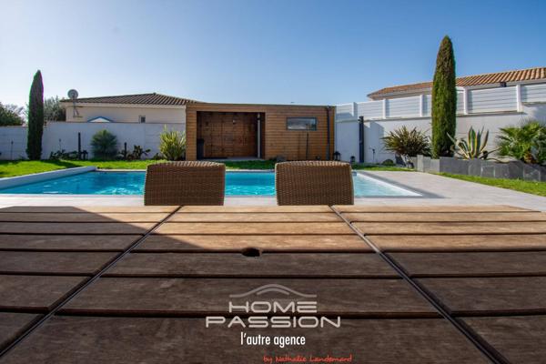 VAUX-SUR-MER  MAISON CONTEMPORAINE AVEC PISCINE - PROCHE COMMERCES ET PLAGE