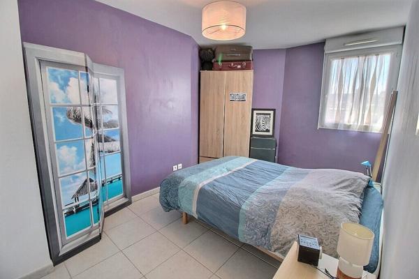 MARSEILLE 13008. Appartement 3 pièces 59.26 m2 avec terrasse et box fermé