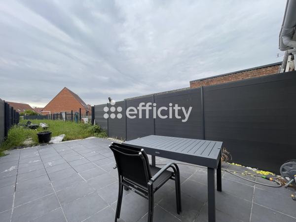 Maison
         4 pièces
        - 98 m² Exclusivité 199 000 € *