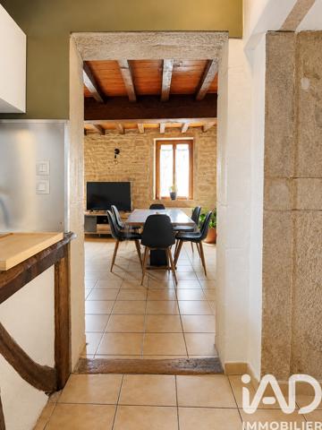 Maison à vendre 5 pièces 101 m² Saint-Martin-Belle-Roche