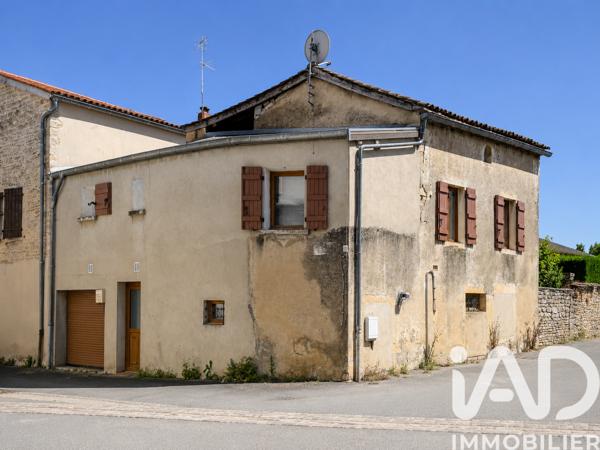 Maison à vendre 5 pièces 101 m² Saint-Martin-Belle-Roche