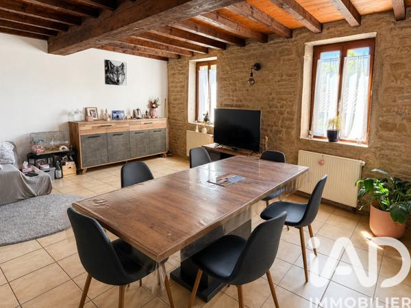 Maison à vendre 5 pièces 101 m² Saint-Martin-Belle-Roche
