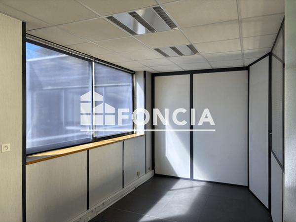 Location Local commercial 1 pièce 68 m² - 244 RUE CLAUDE FRANCOIS Montpellier 34080