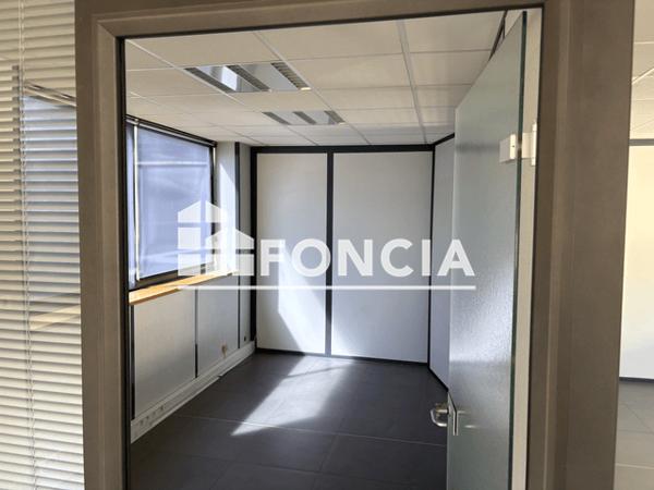 Location Local commercial 1 pièce 68 m² - 244 RUE CLAUDE FRANCOIS Montpellier 34080