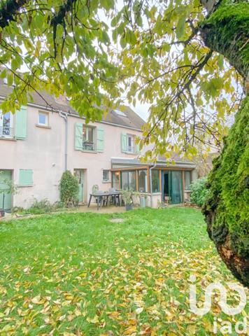 Longère 8 pièces de 219 m² à Pommeuse (77515)