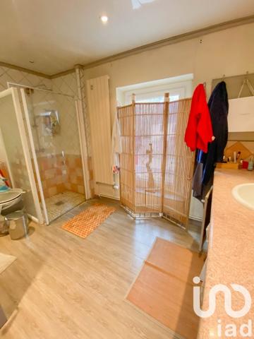 Longère 8 pièces de 219 m² à Pommeuse (77515)