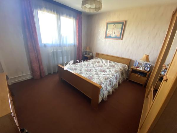 Maison 4 pièce(s) 3 chambre(s) 103 m²