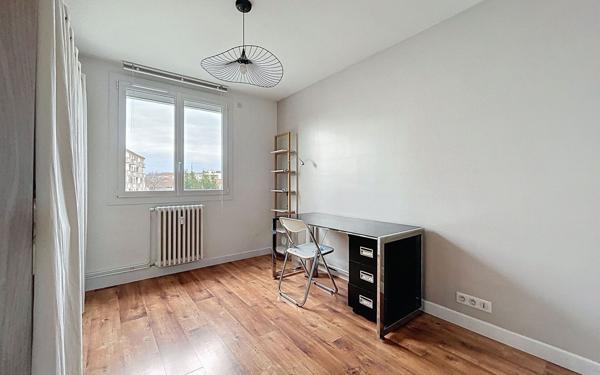 Appartement à louer    3 pièces • 70,20 m2 Valence