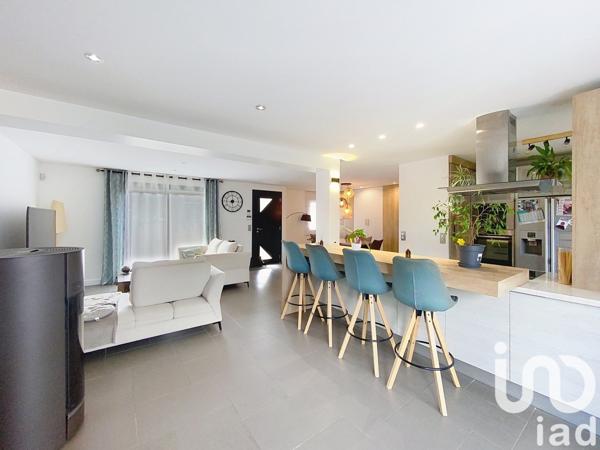 Maison à vendre 7 pièces 180 m² Chevry-Cossigny