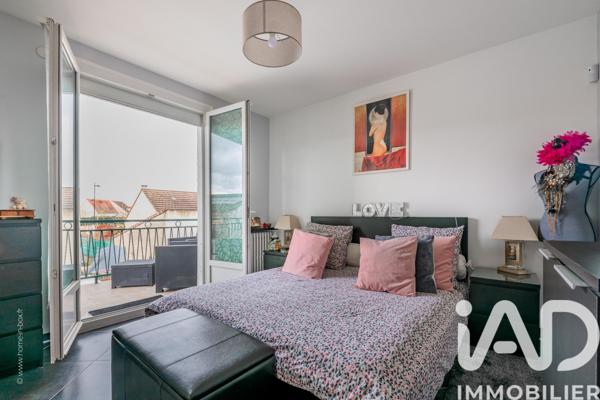 Maison à vendre 10 pièces 246,54 m² Le Coudray-Montceaux