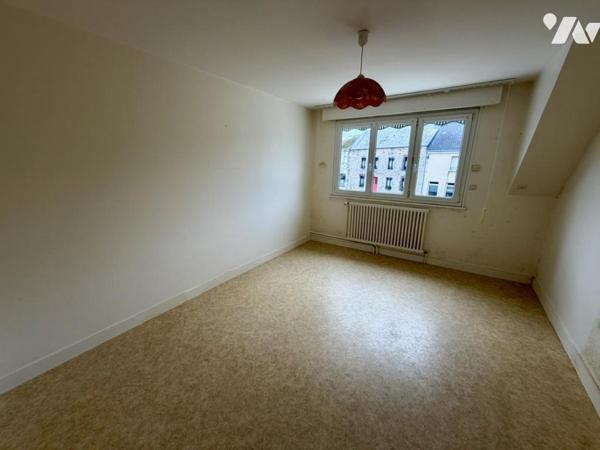 Maison en centre bourg avec garage et jardin