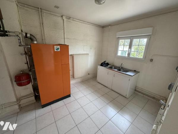 Maison en centre bourg avec garage et jardin