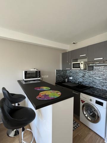 Appartement
                                                                                                                                                                                                                                                                                                                        1 pièce(s)                                                                                                                                                                                                                                                                                                                              25  m²