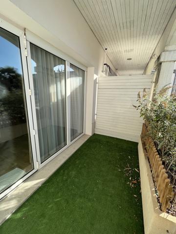 Appartement
                                                                                                                                                                                                                                                                                                                        1 pièce(s)                                                                                                                                                                                                                                                                                                                              25  m²