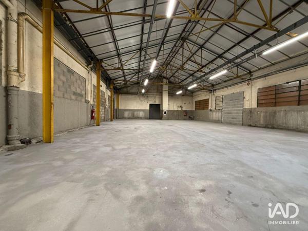Local d’activité à vendre 232 m² Saint-Genest-Lerpt