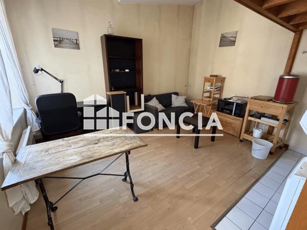 Location Studio meublé 21.36 m² - 12 RUE DU QUAI Lille 59000