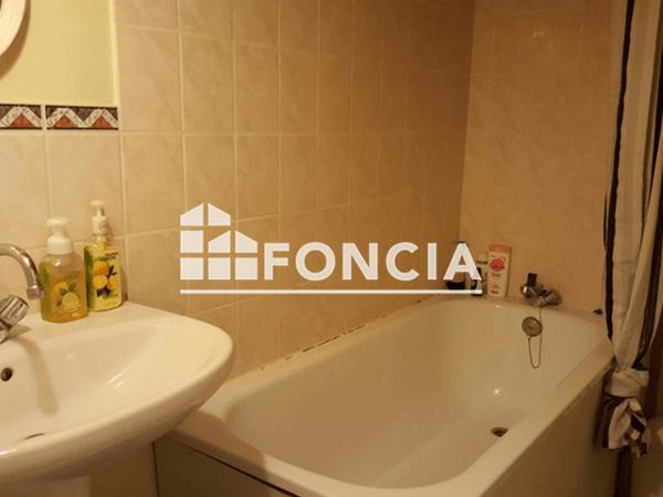 Location Studio meublé 21.36 m² - 12 RUE DU QUAI Lille 59000