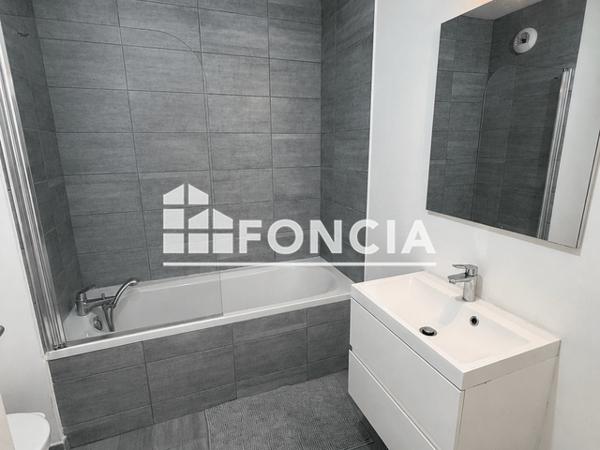 Location Appartement 2 pièces 37.3 m² - RUE MARECHAL DELATTRE DE TASSIGNY Arras 62000