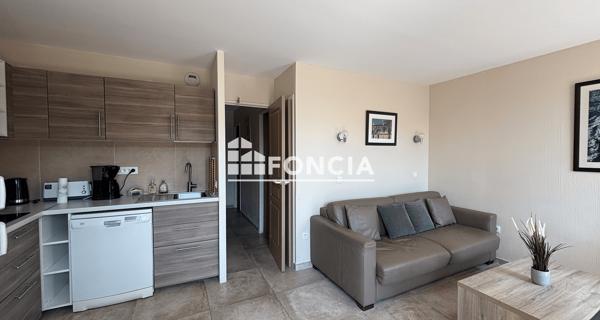 À vendre Appartement 3 pièces 49.8 m² - Six-fours-les-plages 83140
