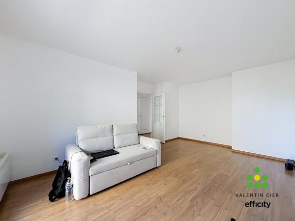 Appartement
         2 pièces
        - 49 m² Exclusivité 125 000 €*