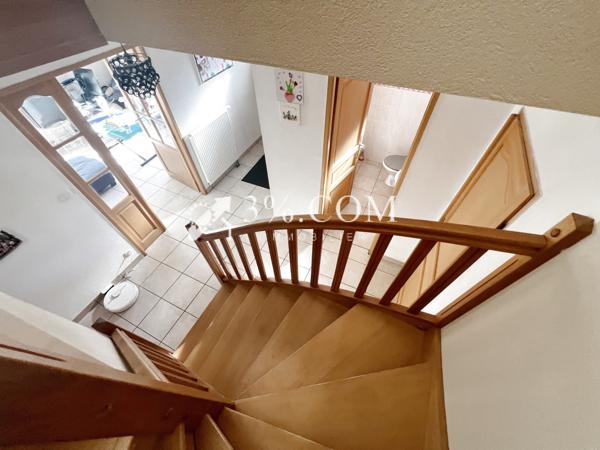 Maison 6 pièce(s) 4 chambre(s) 105 m²