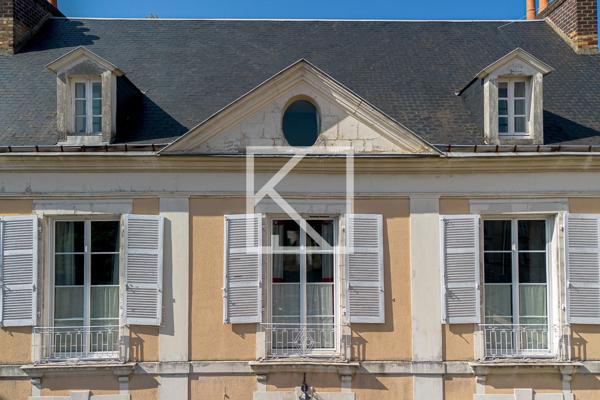 MAISON DE MAITRE ET DEPENDANCES