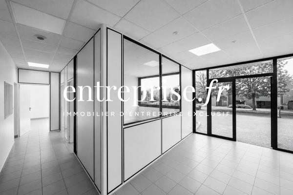 A LOUER - LOCAL D'ACTIVITE 555 m2 - BEAUCOUZE