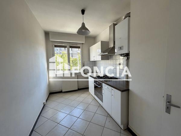 Location Appartement 2 pièces 53.5 m² - 20 BD JOSEPH VALLIER Grenoble 38000