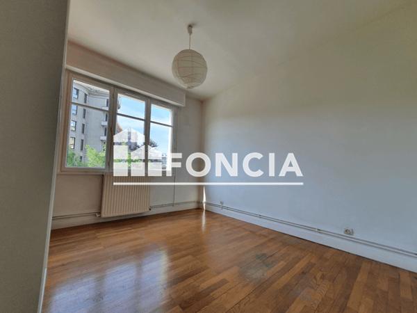 Location Appartement 2 pièces 53.5 m² - 20 BD JOSEPH VALLIER Grenoble 38000